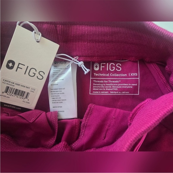 NWT Figs Bold Pink Jogger Scrub pants - Picture 2 of 3